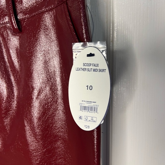 Scoop Women’s Faux Patent Leather Front Slit Midi Skirt, Size 4 NWT - Picture 9 of 13